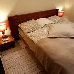 Komfortables Haus Fuer Familien, Freunde Und Motorradfahrer *