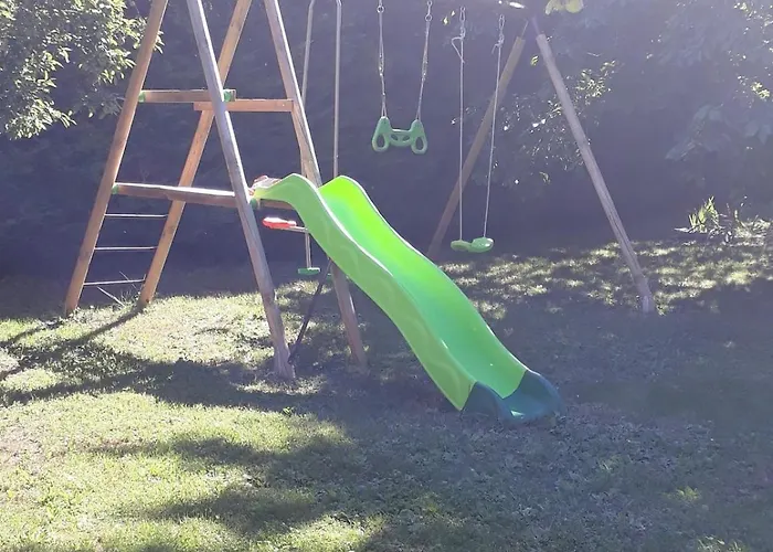 Komfortables Haus Fuer Familien, Freunde Und Motorradfahrer