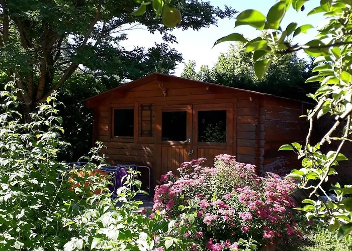 Komfortables Haus Fuer Familien, Freunde Und Motorradfahrer